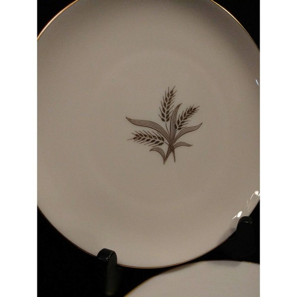1 Lenox Wheat SALAD PLATE R-442 Wheat Center, Gold Trim Vintage Made in USA - Picture 3 of 8